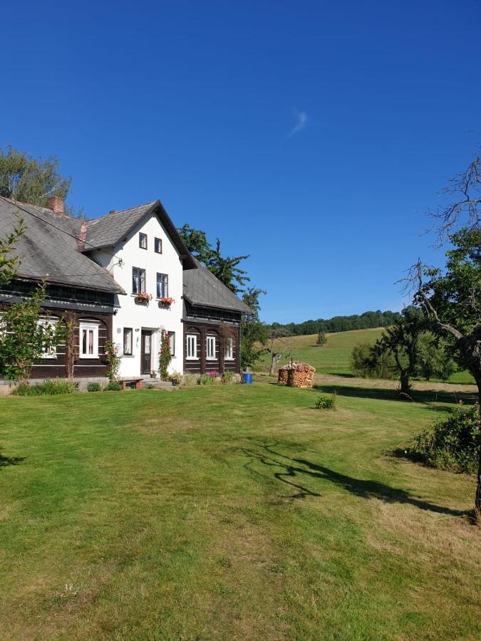 CHALUPA V PANSKÝM , Staré Křečany u Rumburku Villa Exterior foto